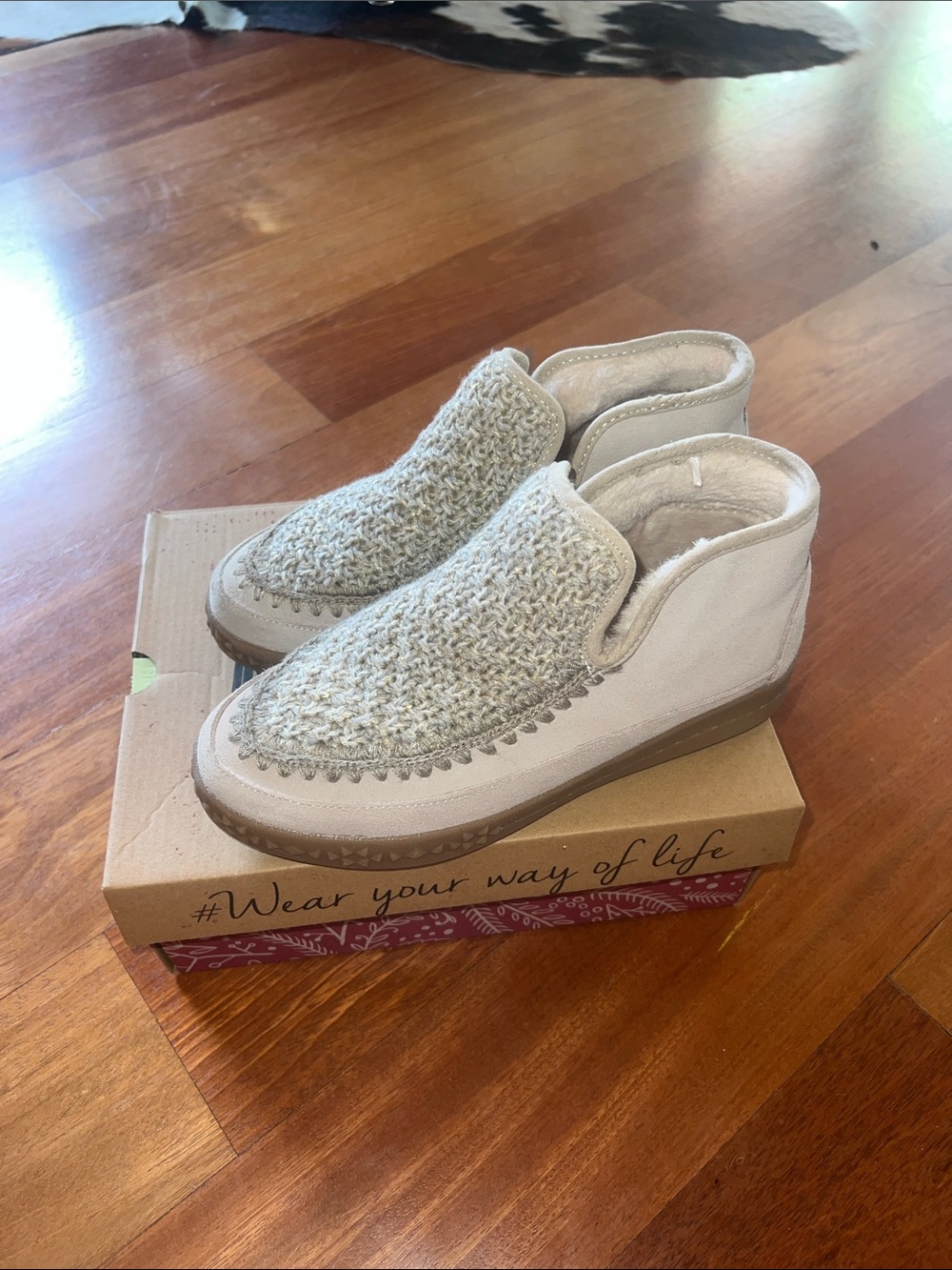 Cozy Knit Slip-On Booties in Light Beige